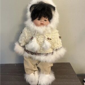 Heritage Dolls Little Eskimo Baby Child Suede Real Fur Beads
